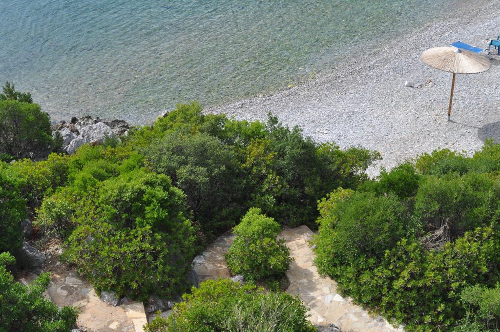 Into The Blue Apartment Agios Andreas  外观 照片