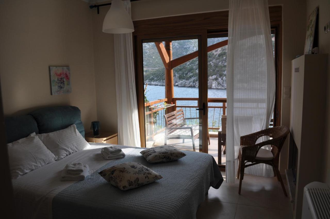 Into The Blue Apartment Agios Andreas  外观 照片